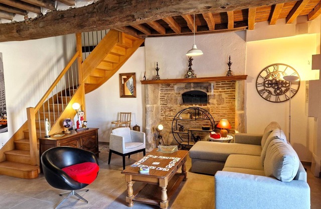Cozy gîte in Charroux, comfort for 6 people, near nature and Vichy