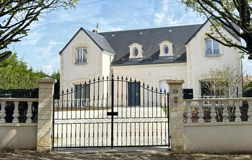 Cozy Home In Blois With Wifi