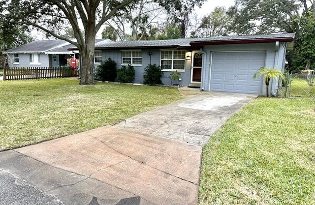 Cozy home near Pictona in Daytona