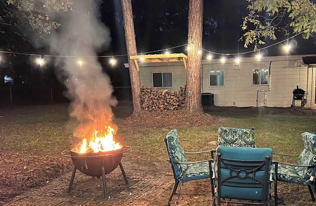 Cozy in the cul-de-sac!