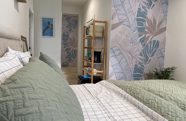 cozy independent suite-Great Location !nAcogedora suite cerca de todo !