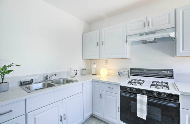Cozy Lompoc Studio w/Patio ~ 9 Mi to Beach
