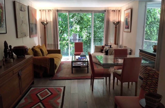 Cozy, modern, balcony and calm - Left bank comfort, close to Luxembourg gardens