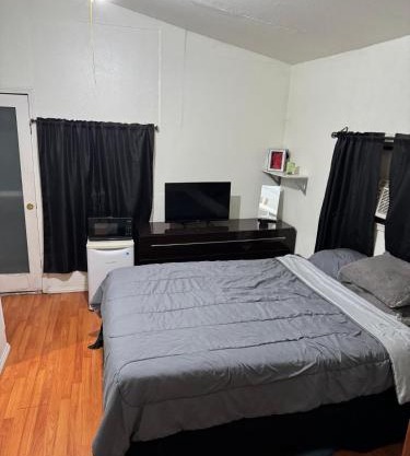 Cozy Private Room Near Disneyland, Beaches & Downtown LA