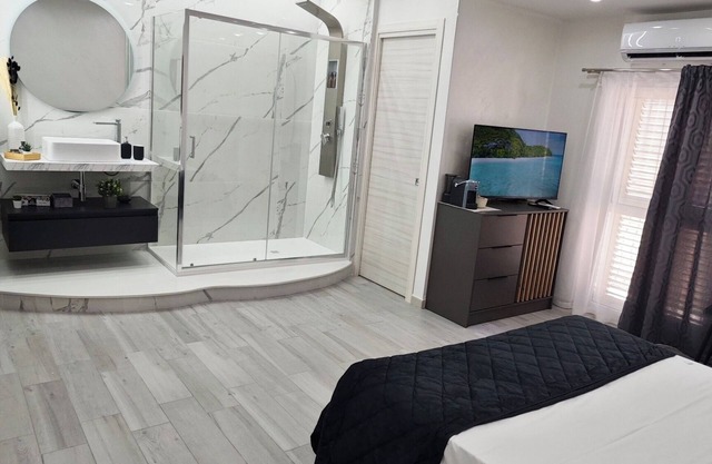 Cozy rooms with all amenities. Made with a unique design
