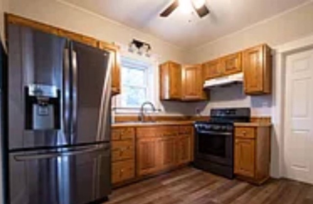 Cozy serenity modern bungalow with all the comforts like home.