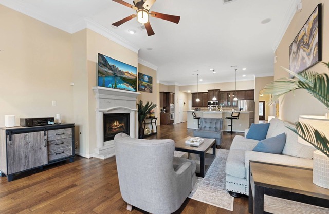 Cozy - Spacious - Home Office - Game room - Home theatre - Ever green turf - 4Br