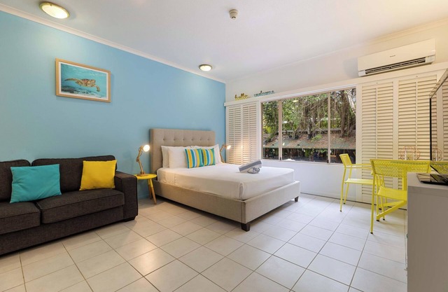 Cozy studio in gorgeous Port Douglas with WiFi, fitness room, AC
