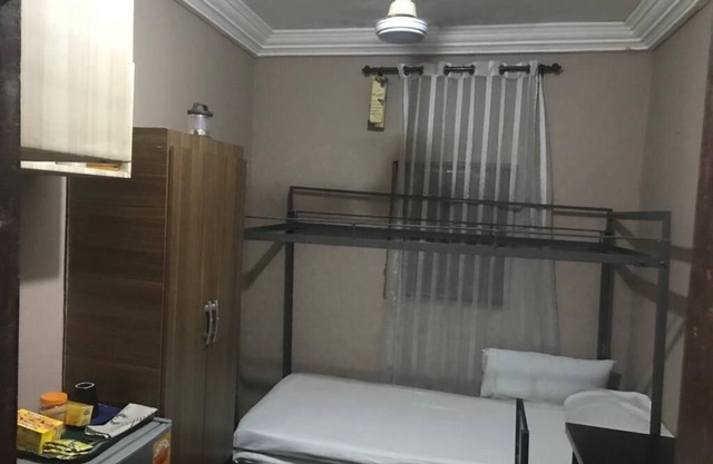 Cozy studio with WiFi, AC in enjoyable Tamale