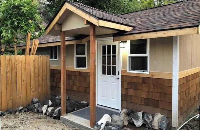 Cozy studio with WiFi and AC in delightful Nampa