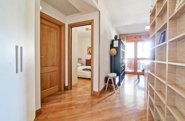 Cozy terrace apt close to Eataly and metro Piramide