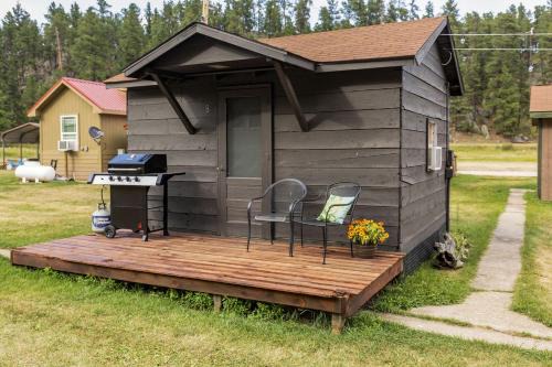 Cozy Tiny Cabin 8 in Rapid City, SD