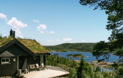 Cozy, Traditional Cabin At Kyrkjebygdheia