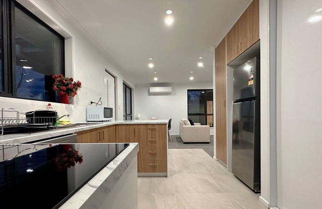Cozy unit at Glenorchy close to CBD and Airport