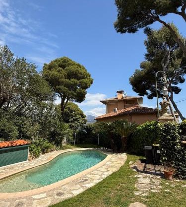 Cozy Villa Saint-Jean-Cap-Ferrat
