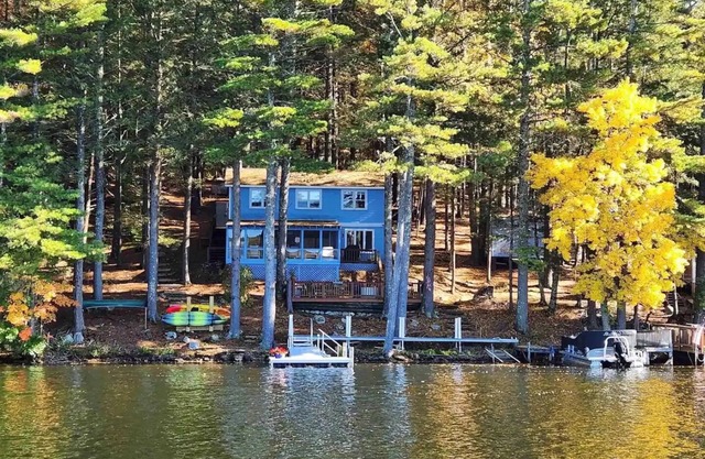Cozy Waterfront Cottage!