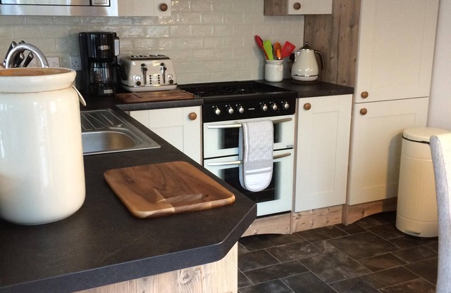 Cragganmore Lodge is a brand new build in 2017 sleeping up to 4 people.