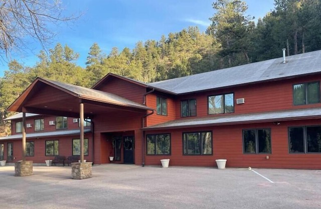 Creek View Lodge - #1