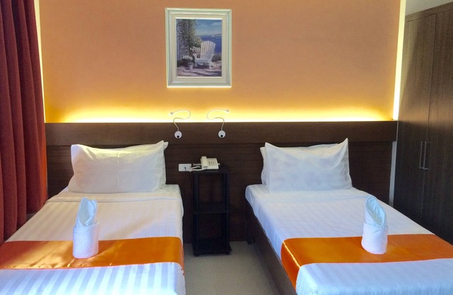 Cres Ebo Mansion Hotel and Bistro