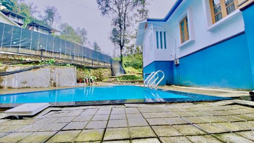 Cresta pool villa