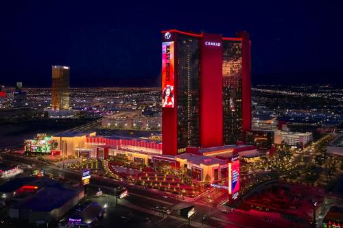 Crockfords Las Vegas by Suiteness, LXR Hotels & Resorts