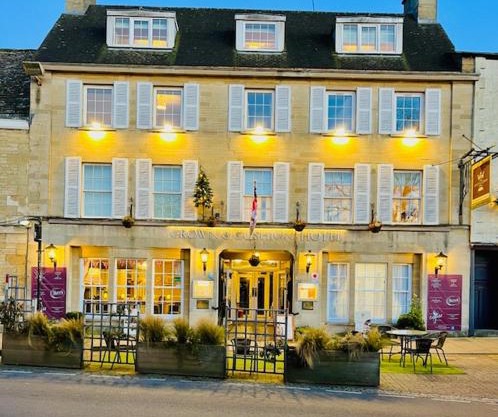 Crown & Cushion Hotel