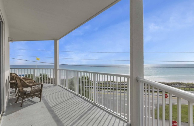 Crystal View301 3 Bedrooms | 3 Baths | Accommodates 12 | Pet Friendly