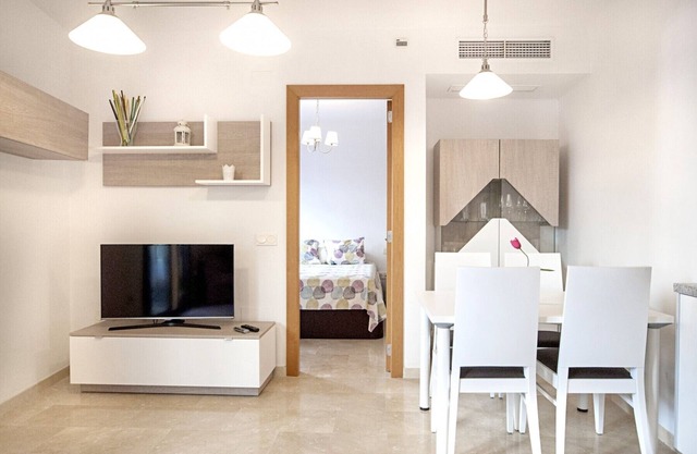 Cubo's Apartamento España 2B Fuengirola/free wifi/beach