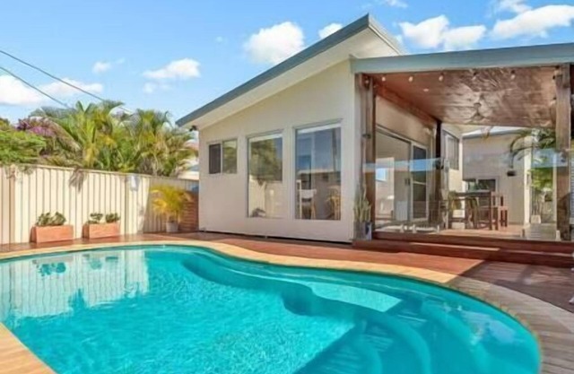 Cutts Cottage - Modern retreat with private pool