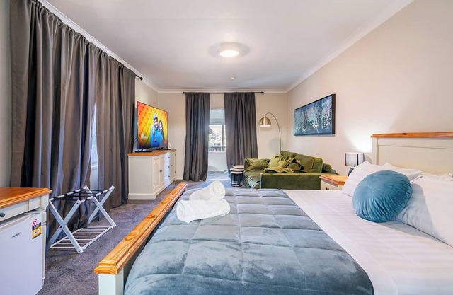 Cypress BnB