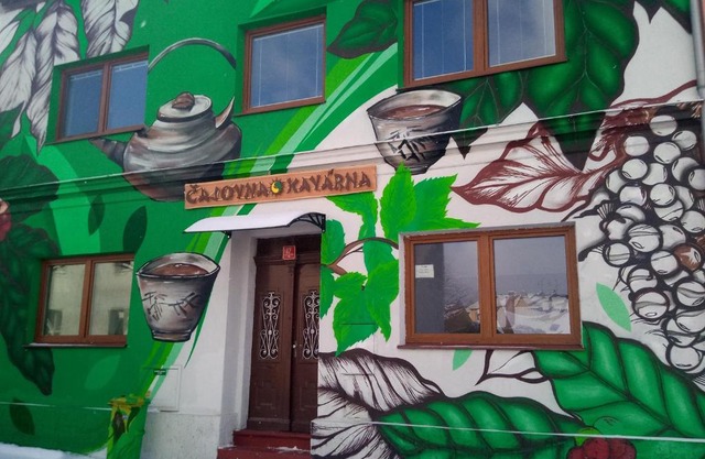 Dům s čajovnou a kavárnou (podkroví)