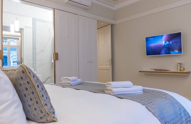 d30 butiq suite WiFi, AC, 2 BR, 2 BA on 75 sqm in the Old Jewish Quarter