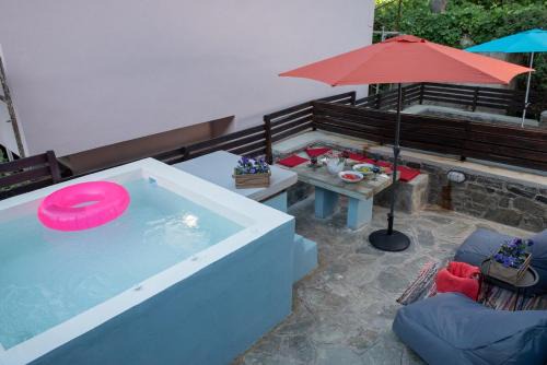 Dandy Villas Tsagkarada - Sky Blue Pansy - Jacuzzi