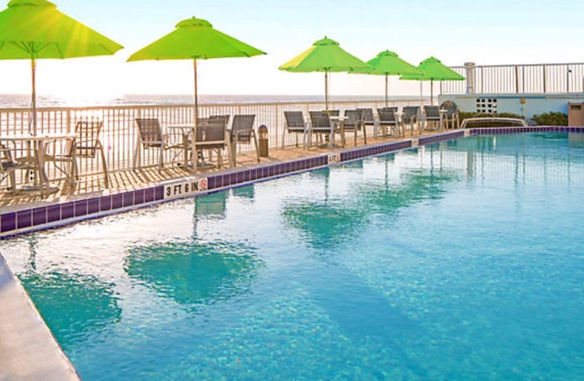 DAYTONA BEACH SEABREEZE 7 NIGHTS MAR.3-10,2024 BIKE WEEK 275 NIGHT 2 BD 2 BA
