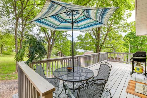 Deck and Table Rock Lake View Shell Knob Escape!