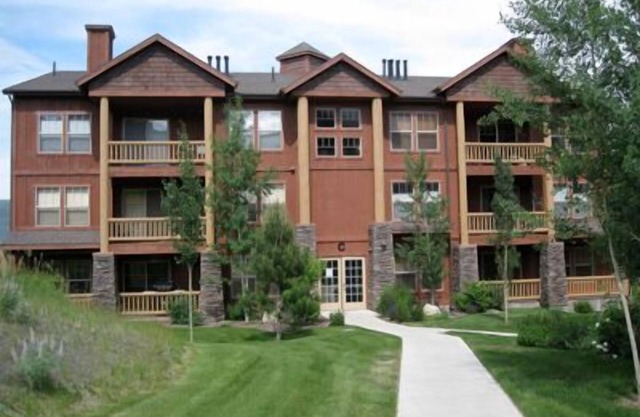 Deer Valley Condo Across Hwy from Jordanelle Gondola