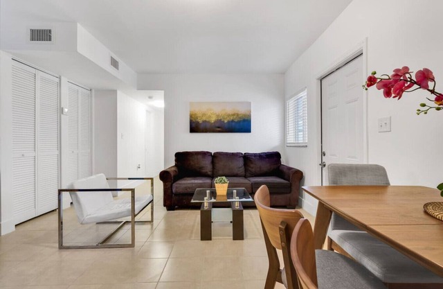 ° Cozy Private 2 BR Apt 5min to Brickell 8th st °