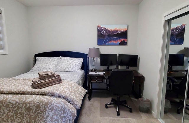 Delightful and Serene Private Studio Close to the Airport