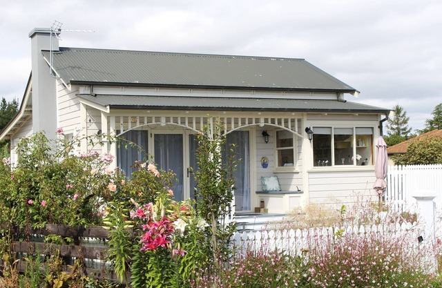Delightful home away from home.comfortable, warm and beautiful gardens.