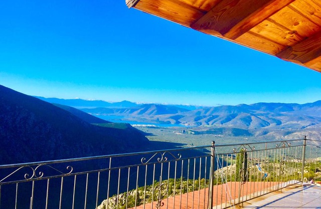 delphi aiolos center hotel panoramic view&yoga harmony hotel&rooms