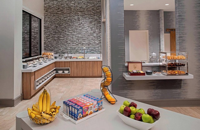 Delta Hotels by Marriott Richmond Downtown