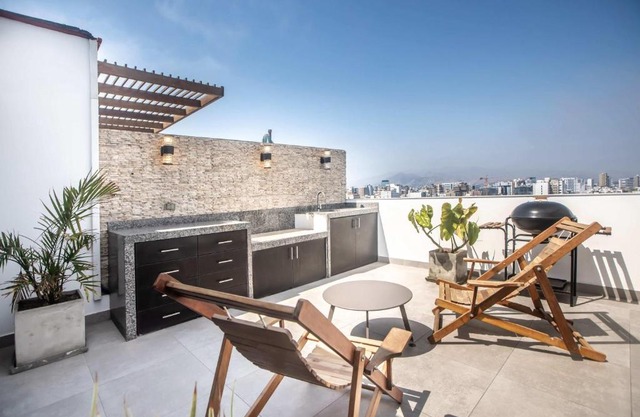 Deluxe Duplex with private Terrace