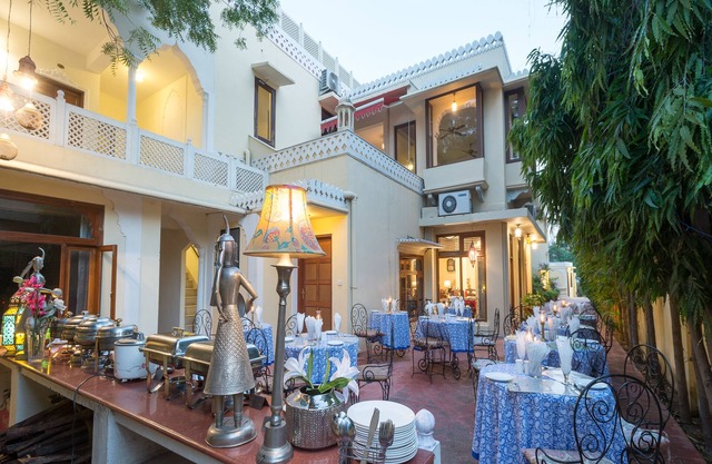 Dera Rawatsar - Heritage Hotel