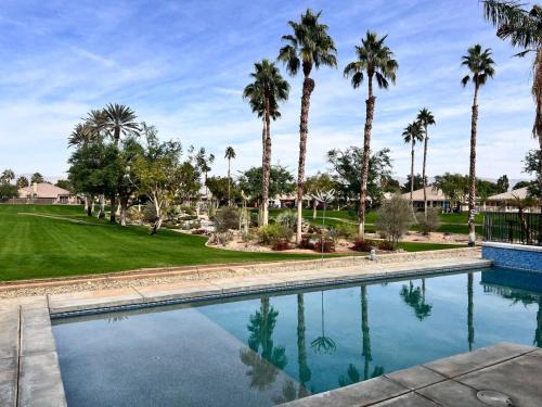 Desert Paradise Enjoy Private Pool & Spa with Free heating, Game room, Gym, Bikes, Scooters in Indian Palms Country Club Indio