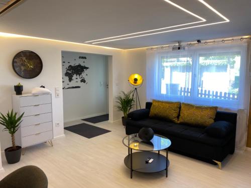 Design-Apartment mit Whirlpool & Kino