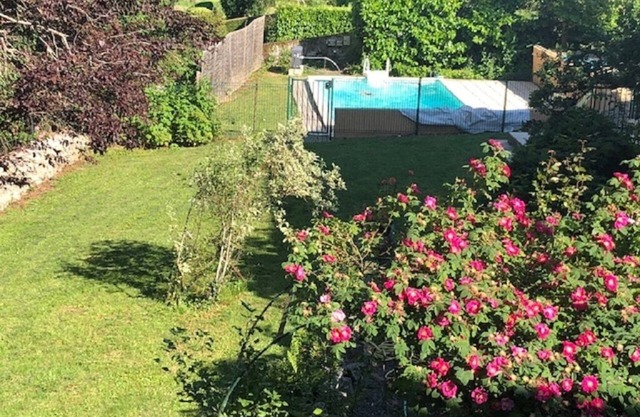 Detached house 4/5 P - Heated pool - WIFI