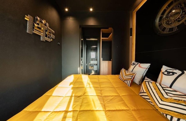 Diamond Suite with View