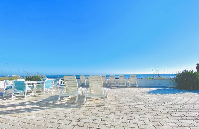DIRECT OCEAN FRONT HOME SLEEPS 14- HUGE OCEANFRONT PATIO NEAR FLAGLER AVE!