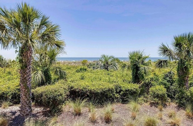 Direct Oceanfront Breakers #137 with Gorgeous Sunrise View