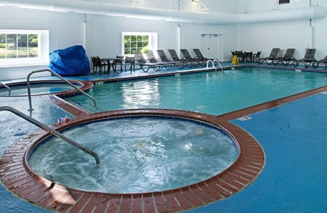 Discounted rates - Ideal resort location in Williamsburg-Historic PowhatanResort